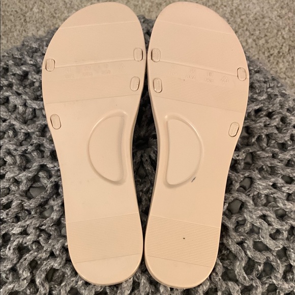 Gold Minimalist Slide Sandals - Picture 5 of 9